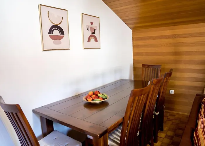 Apartma Kamra15 شقة